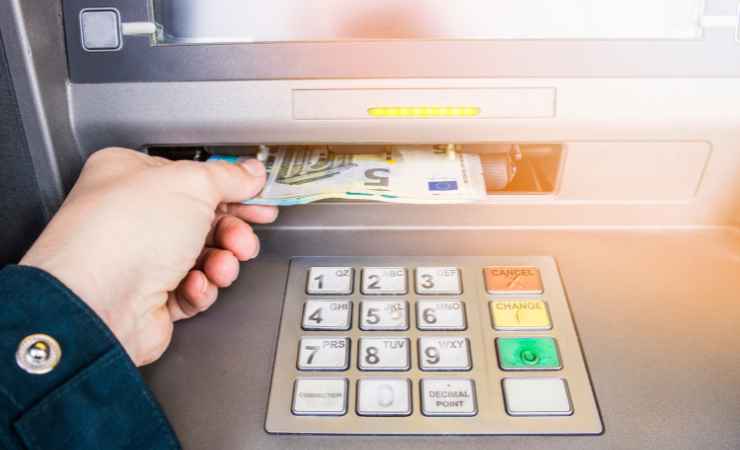 Bancomat prelievo contanti
