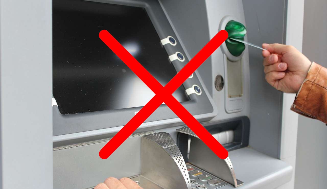 Problemi al bancomat (Pixabay foto) - www.systemcue.it