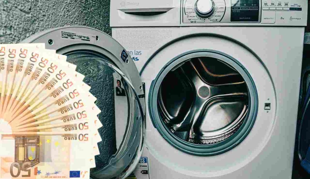 Lavatrice e risparmio (Pixabay foto) - www.systemcue.it