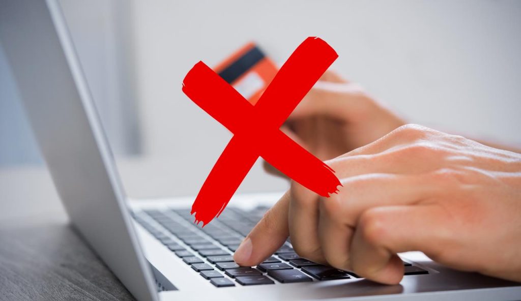 Meglio non acquistare più online